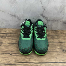 Cargar imagen en el visor de la galería, Air Force 1 REACT QS Black Green Strike-Pine Green CW3918-001