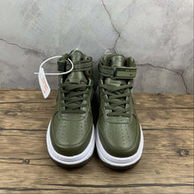 Cargar imagen en el visor de la galería, Air Force 1 GORE-TEX BOOT Medium Olive Seal Brown-Sail CT2815-201