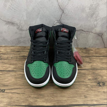 Cargar imagen en el visor de la galería, Air Jordan 1 Retro High OG Black Pine Green-White-Gym Red 555088-030