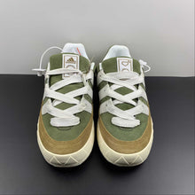 Cargar imagen en el visor de la galería, Adidas Adimatic HM Green Brown HP9914