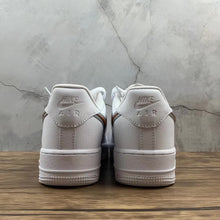 Cargar imagen en el visor de la galería, Air Force 1 07 LV8 3 White Court Purple Infrared 23 CI6387-171