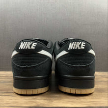 Cargar imagen en el visor de la galería, SB Dunk Low PRO “Fog” Black Cool Grey-Black-Black BQ6817-010