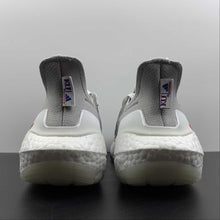 Cargar imagen en el visor de la galería, Adidas UltraBoost 21 Kansas Grey Royal Blue GX7969