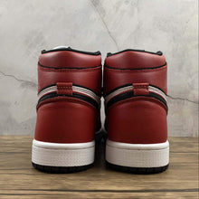 Cargar imagen en el visor de la galería, Air Jordan 1 Retro High OG Obsidean Blue Chill-White 555088-129