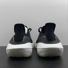 Cargar imagen en el visor de la galería, Adidas UltraBoost 22 Heat.Rdy Black Orange White H01174
