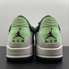 Cargar imagen en el visor de la galería, Air Jordan Legacy 312 Low Black White Fluorescent Green CJ5500-013