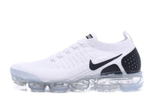 Cargar imagen en el visor de la galería, Air VaporMax Flyknit 2.0 White Black 942842-103