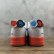 Cargar imagen en el visor de la galería, Air Force 1 07 White Luminous 318155-113