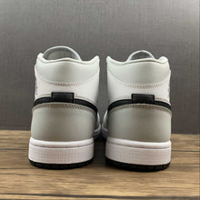 Cargar imagen en el visor de la galería, Air Jordan 1 Mid Grey Fog Black White BQ6472-015