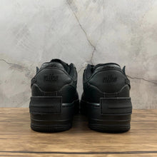 Cargar imagen en el visor de la galería, Air Force 1 Shadow Triple Black CI0919-001