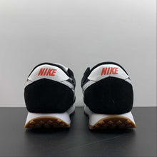 Cargar imagen en el visor de la galería, DayBreak Black White CK2351-001