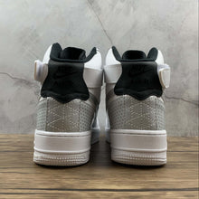 Cargar imagen en el visor de la galería, Air Force 1 High Pack Light Cream Alligator