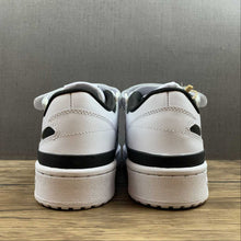 Cargar imagen en el visor de la galería, Adidas Forum 84 Low White Black White GY0751