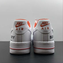 Cargar imagen en el visor de la galería, Air Force 1 07 LV8 Burberry BL0068-288