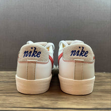 Cargar imagen en el visor de la galería, Blazer Low 77 PRM “50th Anniversary” Light Bone Summit White