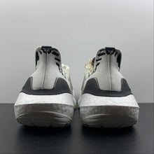 Cargar imagen en el visor de la galería, Adidas UltraBoost 22 White Black Grey GX5573