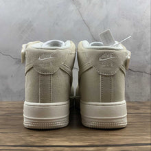 Cargar imagen en el visor de la galería, Air Force 1 High Grey White CW7584-200