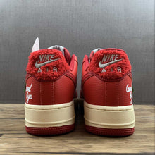 Cargar imagen en el visor de la galería, Air Force 1 07 LV8 “Goodbye 82” White Gym Red-Sail-White DO5220-161