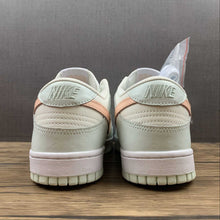 Cargar imagen en el visor de la galería, SB Dunk Low PRM “Barely Green” L.T. Pink L.T. Green DD1503-104