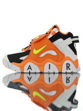 Cargar imagen en el visor de la galería, Air Barrage Mid QS White Black Hyper Grape CD9329 012