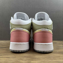 Cargar imagen en el visor de la galería, Air Jordan 1 Mid SE GS White Vivid Green DJ0338-100