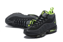 Cargar imagen en el visor de la galería, Air Max 95 Sneakerboot Black and Phosphorite Yellow 806809-003