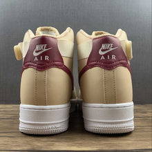 Cargar imagen en el visor de la galería, Air Force 1 High White Onyx Noble Red 334031-200