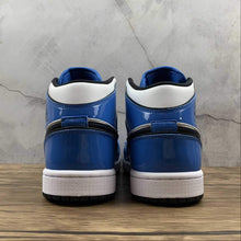 Cargar imagen en el visor de la galería, Air Jordan 1 Mid Signal Blue Black White (2021) DD6834-402