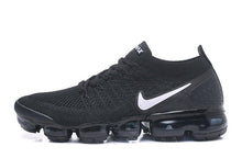 Cargar imagen en el visor de la galería, Air VaporMax Flyknit 2.0 Black 942842-001