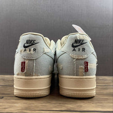 Cargar imagen en el visor de la galería, Air Force 1 07 SU19 “Levis” Beige Blue Sail