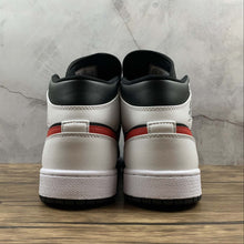 Cargar imagen en el visor de la galería, Air Jordan 1 Mid Black White Red (2021) 554724 075