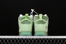 Cargar imagen en el visor de la galería, SB Dunk High Pro QS Strawberry Cough University Red Spinach Green CW7093-600