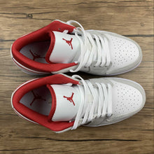 Cargar imagen en el visor de la galería, Air Jordan 1 Low Grey White Red DC6991-016