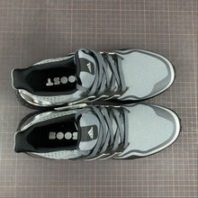 Cargar imagen en el visor de la galería, Adidas UltraBoost 2.0 Grey Silver
