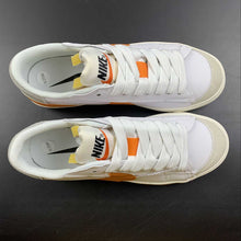Cargar imagen en el visor de la galería, Blazer Low 77 Jumbo White Alpha Orange-Grey Fog
