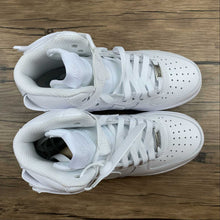 Cargar imagen en el visor de la galería, Air Force 1 High 07 White White 334031-105