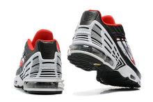 Cargar imagen en el visor de la galería, Air Max Plus 3 White Grey Black Red Camo DM9097-101
