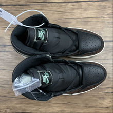 Cargar imagen en el visor de la galería, Air Jordan 1 Retro High OG Bronze Chamaleon (2021) 555088-033