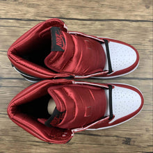 Cargar imagen en el visor de la galería, Air Jordan 1 High OG Gym Red White Black CD0461-601