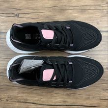 Cargar imagen en el visor de la galería, Adidas UltraBoost 22 “Black Legacy Purple” Black Black
