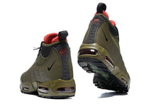 Cargar imagen en el visor de la galería, Air Max 95 Sneakerboot Dark Loden 806909-300