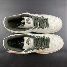 Cargar imagen en el visor de la galería, Air Force 1 07 Beige Army Green CH1808-610