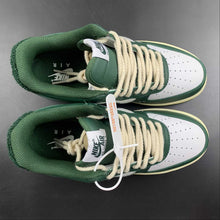 Cargar imagen en el visor de la galería, Air Force 1 07 LV8 “Goodbye 82” Dk Green Beige Yellow DO5220-169