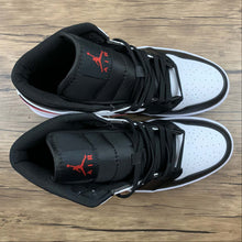 Cargar imagen en el visor de la galería, Air Jordan 1 Mid Black White Red (2021) 554724 075