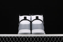 Cargar imagen en el visor de la galería, SB Zoom Dunk High Pro Ligeht Grey White