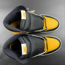 Cargar imagen en el visor de la galería, Air Jordan 1 Retro High OG Taxi Black-Sail 555088-711