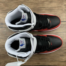 Cargar imagen en el visor de la galería, Air Force 1 High “75th Anniversary” White Black Red DC8870-001