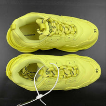 Cargar imagen en el visor de la galería, Balenciaga Tripe S Yellow