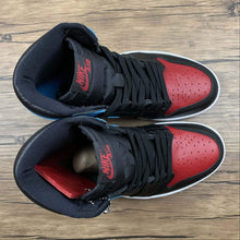 Cargar imagen en el visor de la galería, Air Jordan 1 Retro High OG UNC TO CHICAGO CD0461-046