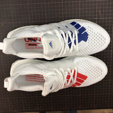 Cargar imagen en el visor de la galería, Adidas UltraBoost Undefeated Usa